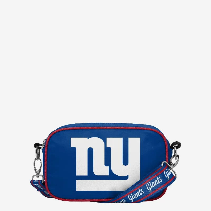 New York Giants Team Logo Crossbody Bag