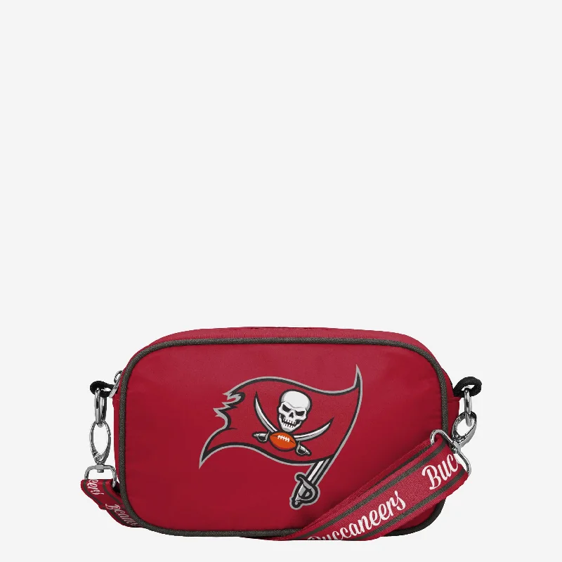 Tampa Bay Buccaneers Team Logo Crossbody Bag