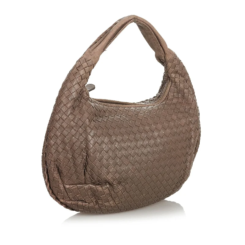 Bottega Veneta Intrecciato Leather Hobo Bag (SHG-25701) Iconic Handbags At Budget-Friendly Prices Bottega Veneta Intrecciato Leather Hobo Bag (SHG-25701) Iconic Handbags At Budget-Friendly Prices